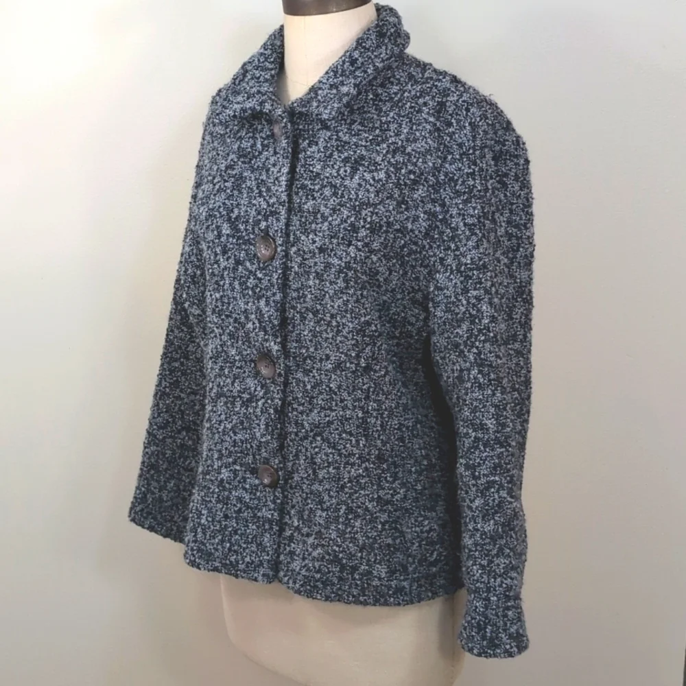 Vintage Weave Of The Irish 4 button wool jacket. Medium.